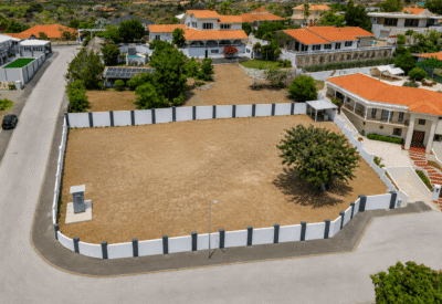 Ruime bouwkavel van 1230 m² met uitzicht over het Spaanse Water.
