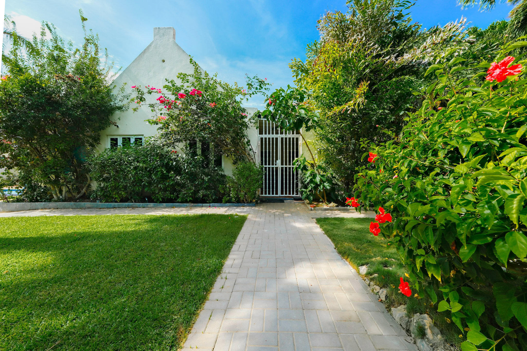 Long Path Sunset House with guest apartment for rent with private pool | Mahaai | Sunset ...